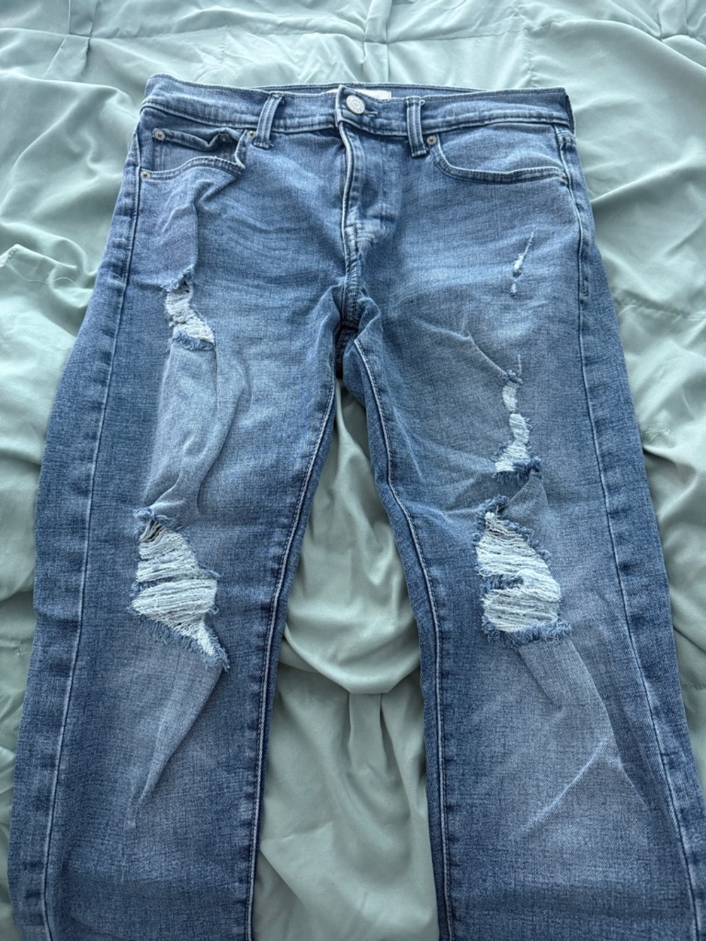 3 for $15 Men’s pacsun ripped jeans